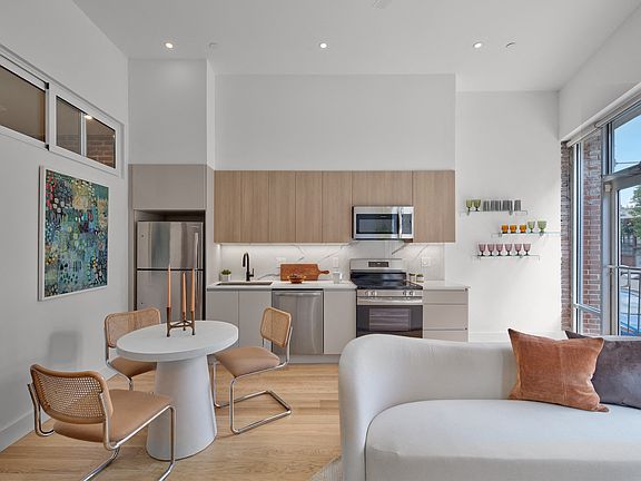 Montesino 1 BR Palazzo