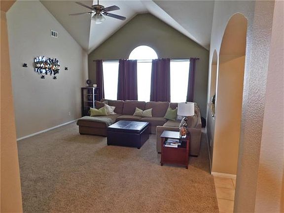 3rd image of 6514 Bunker Hill Ct