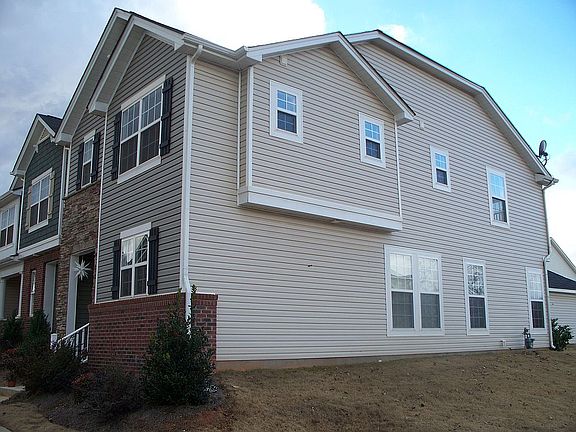 4th image of 127 Walnut Cove Dr APT F