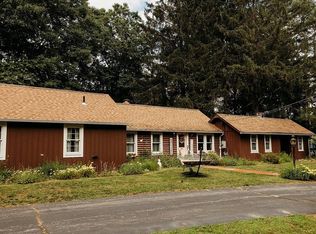 176 Arcadia Rd, Hope Valley, RI 02832