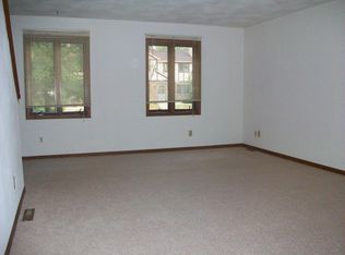 2909 Cimarron Trl, Madison, WI 53719