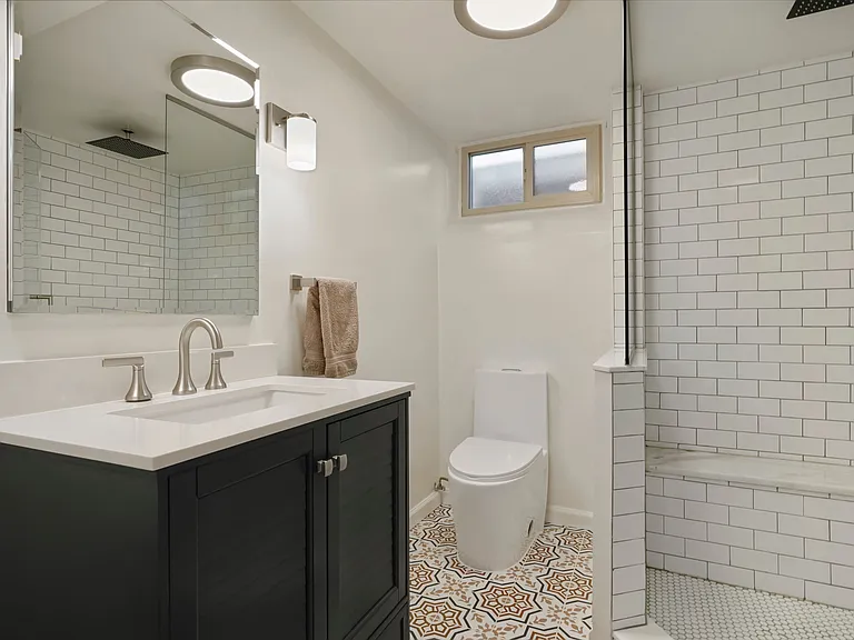 2875 Hudson St — Photo 20