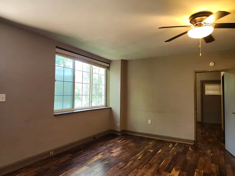 4911 Sunnyside Ave — Photo 12