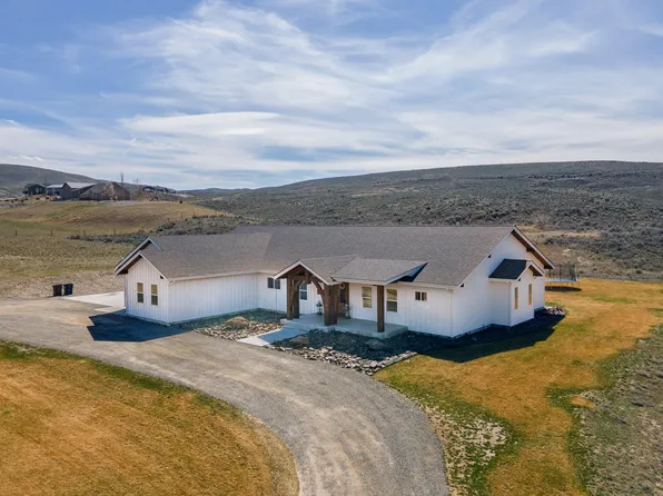 53 Black Hawk Dr, Carmen, ID 83462