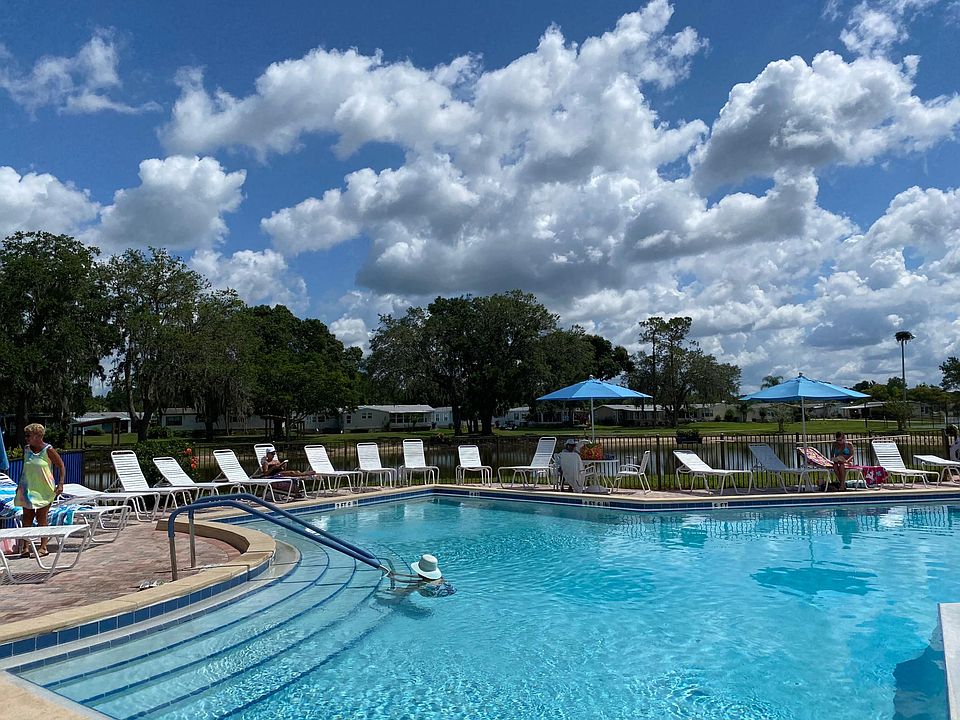 2 Great pools one heated