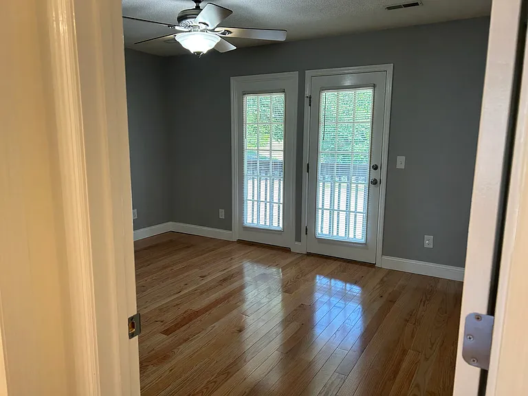 307 Walnut St — Photo 19