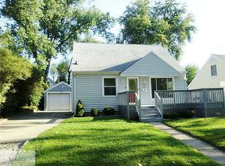 919 S Dexter Dr, Lansing, MI