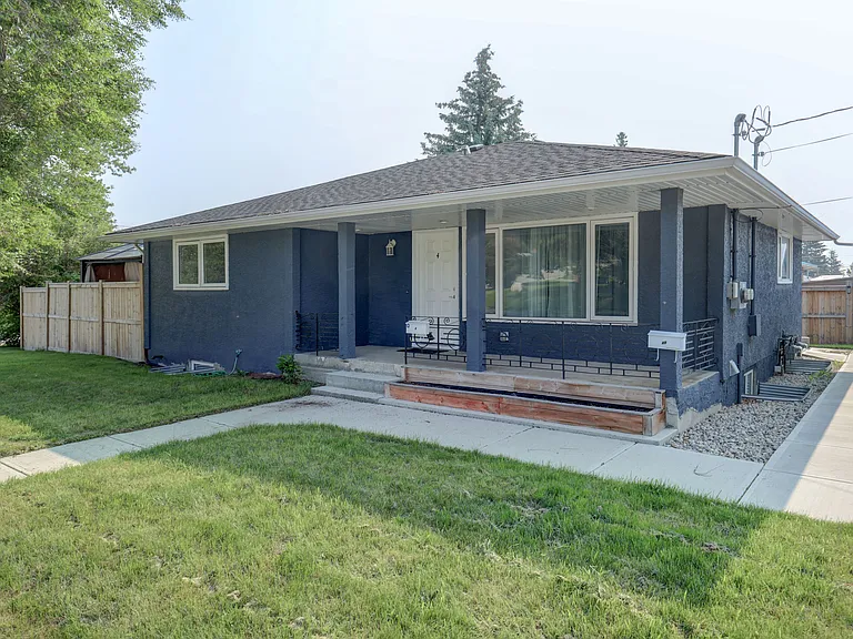 4 Trafford Pl NW #R — Photo 19