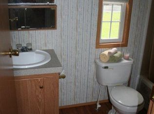 54 Hickory Grove Rd, Fulton, NY 13069