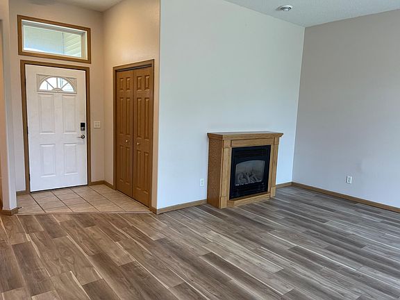 4th image of 3212 Park Ave NW