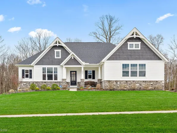 2847 Galway Dr, Brunswick, OH 44212