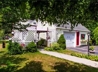 244 Knotty Oak Rd, Coventry, RI 02816