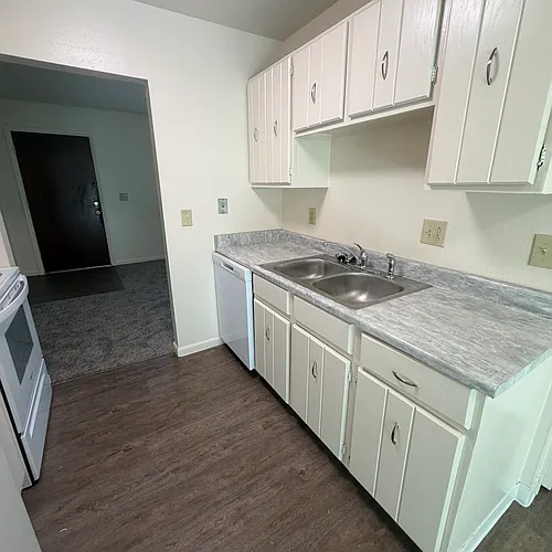 511 Charlotte St #1 Photo 1