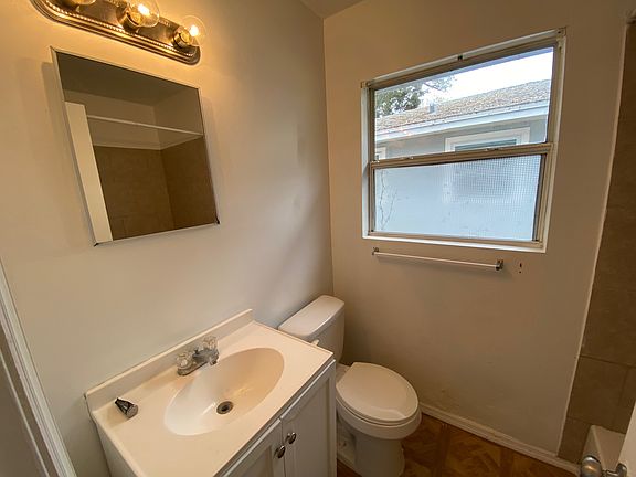 4th image of 1733 Overbrook Ave