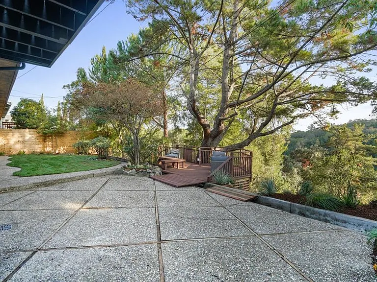 3811 Farm Hill Blvd — Photo 16