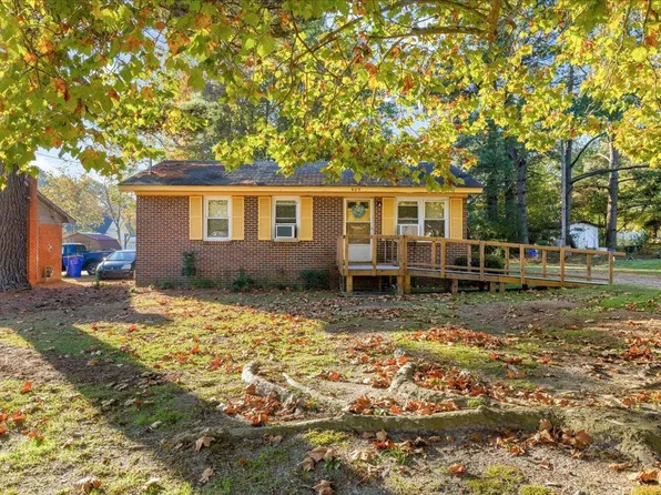 605 Cockrell St, Nashville, NC 27856