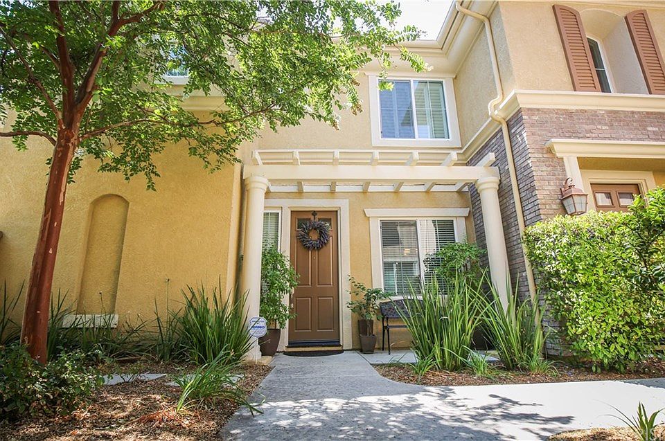 1st image of 23858 Toscana Dr