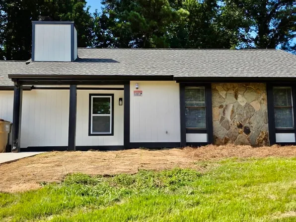 3892 Springleaf Point, Stone Mountain, GA 30083