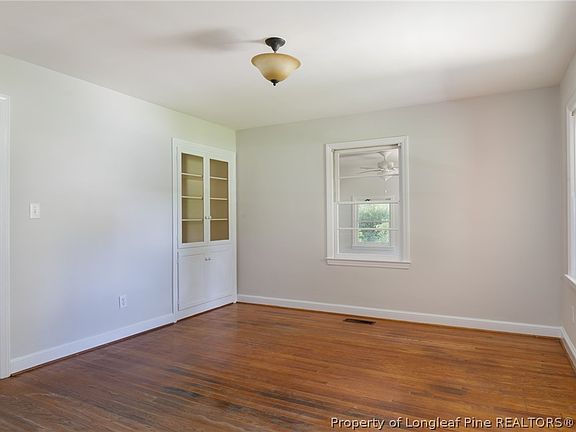4th image of 306 Fairfield Rd