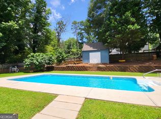 2913 Jordan Forest Trl, Lawrenceville, GA