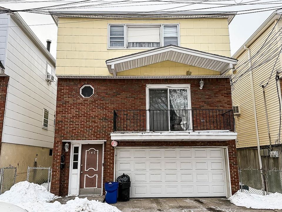 1st image of 147 Beacon Ave