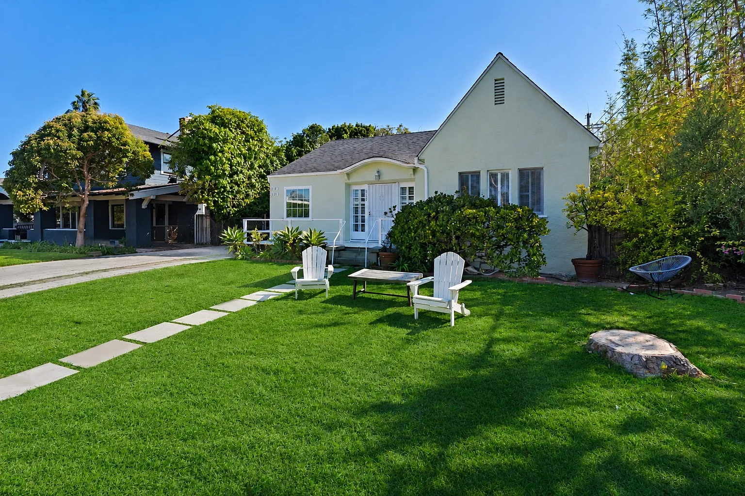 3 bed, 1750 sqft, $6,700 — Photo 2