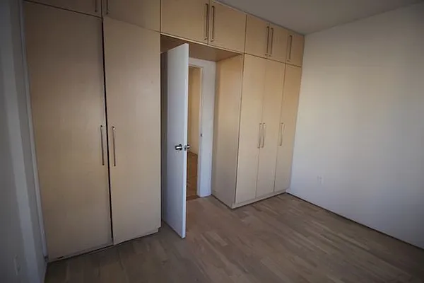 Rented by Capri Jet Realty Corp | media 19