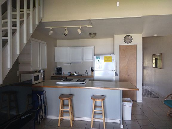 3rd image of 1000 Kamehameha V Hwy Unit B327