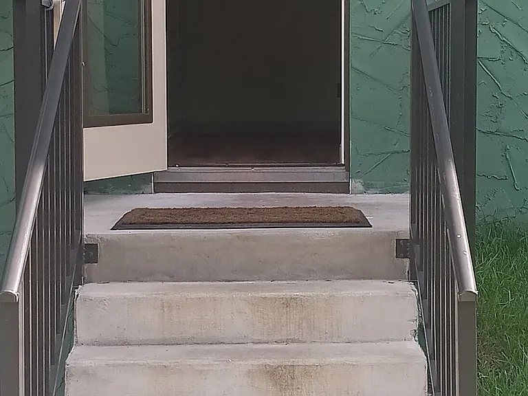 269 Estil Dr #2 — Photo 2