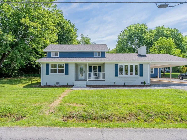 577 Pond Ave, Stanley, VA 22851