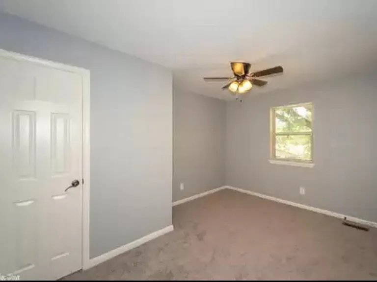 44 Falcon Dr — Photo 9