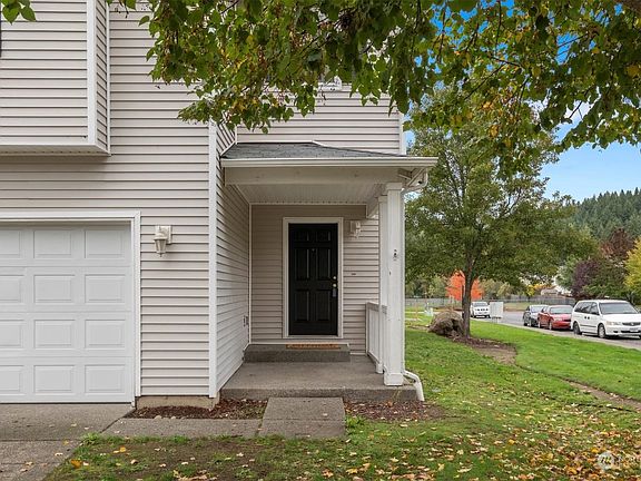 3rd image of 9617 181st Street Ct E