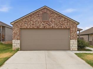 11832 NW 94th St, Yukon, OK 73099