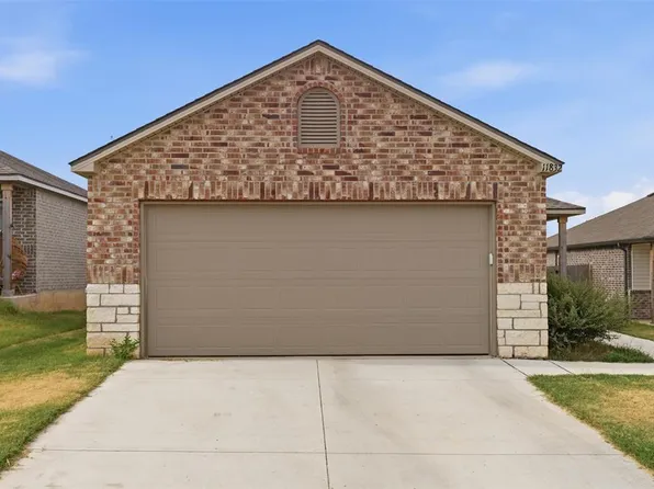 11832 NW 94th St, Yukon, OK 73099