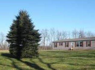 6545 Rainey Rd, Jonesville, MI 49250