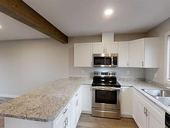 4th image of 9523 B 112th Ave #1