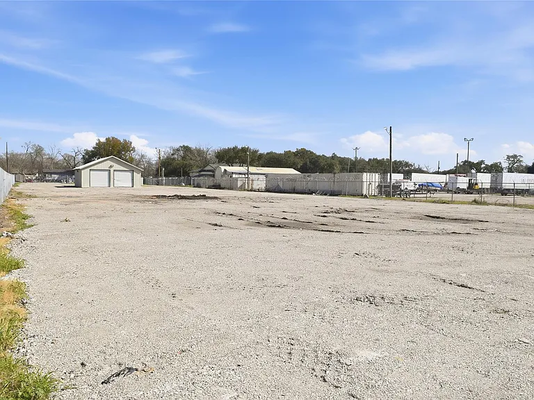 12123 West Dr — Photo 3