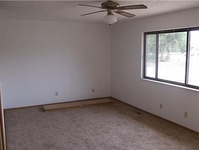 4th image of 2700 E 11th St