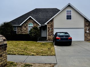 712 N Lexington Ave, Republic, MO 65738