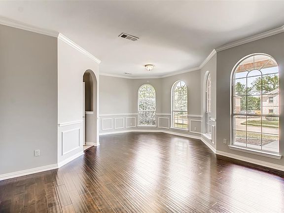 5th image of 1224 Carriage Creek Dr