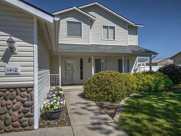 4th image of 1410 N Tanzanite St