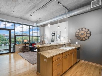 311 E Erie St UNIT 211, Milwaukee, WI, 53202