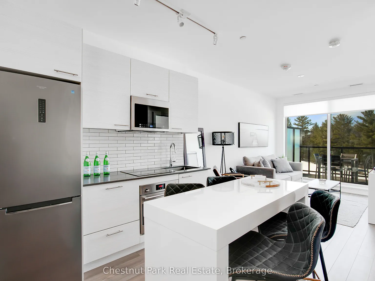 1 bed, $2,350 — Photo 3