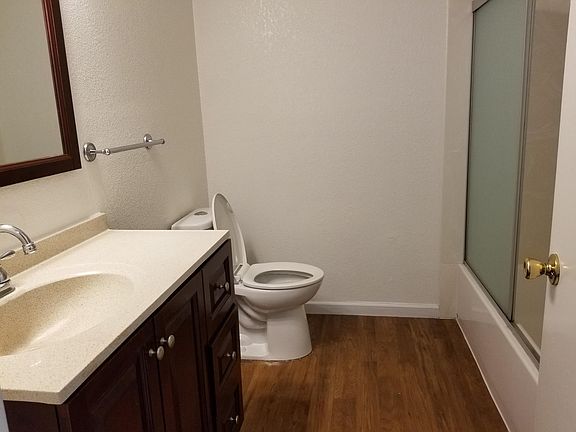 3rd image of 2025 W Avenue 136th #B