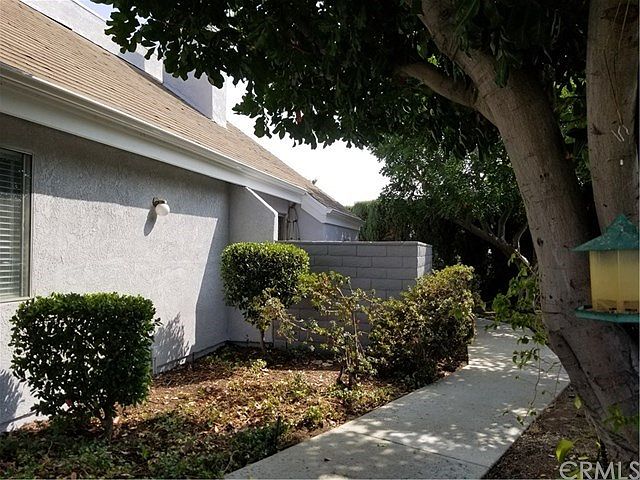 1st image of 11826 Loma Dr APT 101