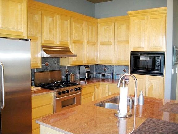 4th image of 6135 Purple Aster Ln NE