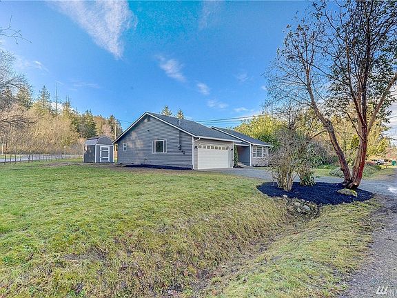 2nd image of 1988 Cascade View Dr