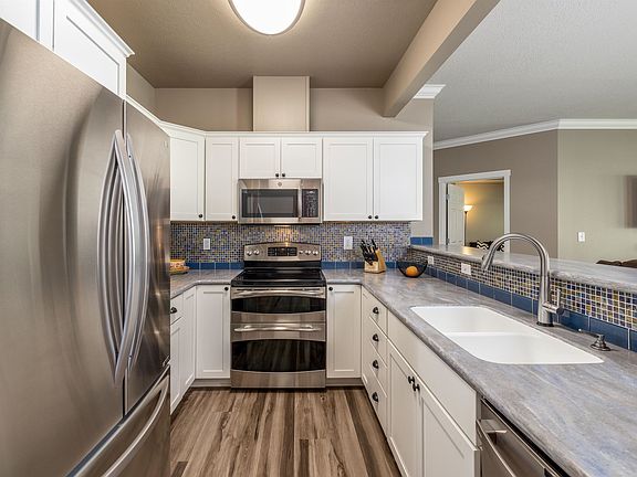 3rd image of 22855 E Country Vista Dr Unit 510