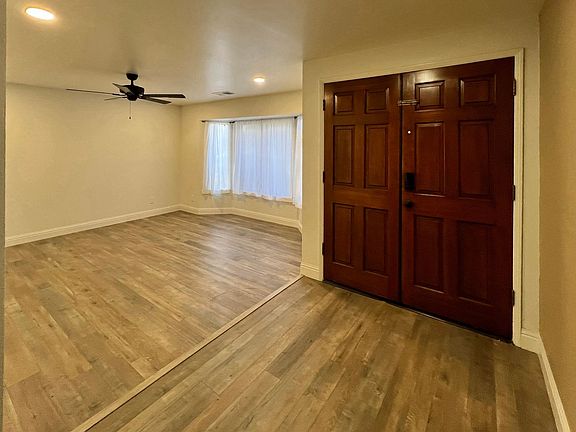 5th image of 971 Jasmine Ave