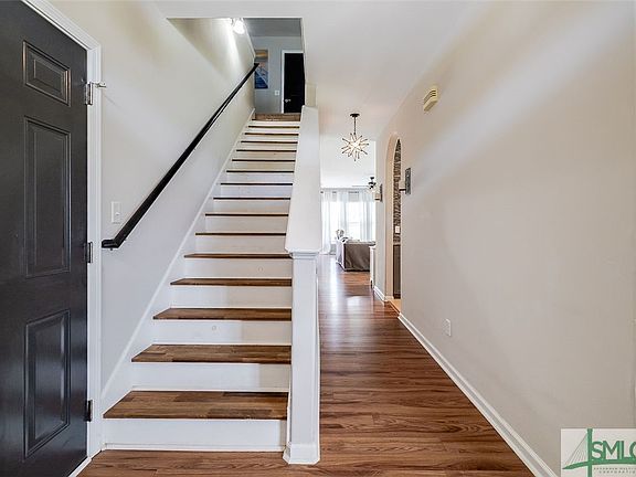 5th image of 190 Lakepointe Drive